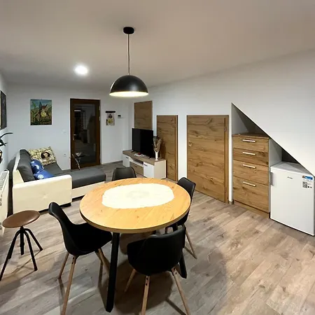 Weiss Sport&relax Apartment *